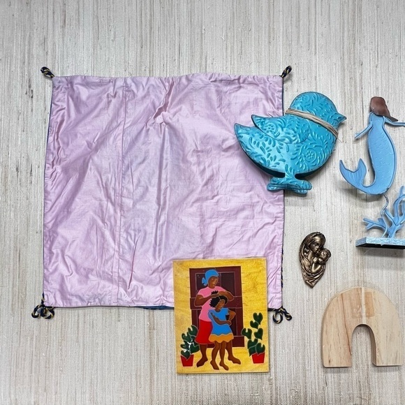 TABLEAU… I Am WOMEN  6 Hand Chosen OBJECTS - Picture 2 of 4